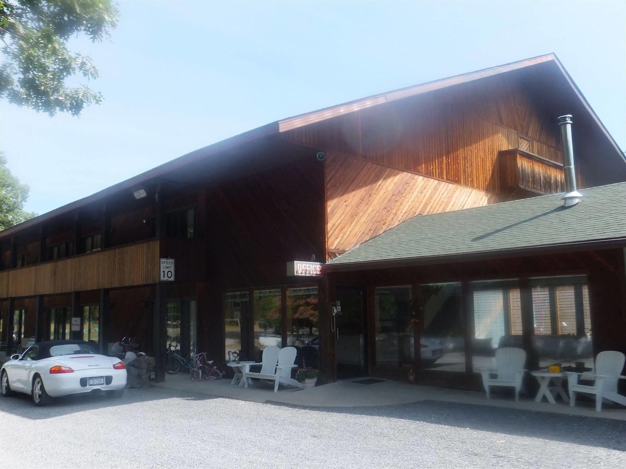 Catskill Mountain Lodge Palenville Bagian luar foto