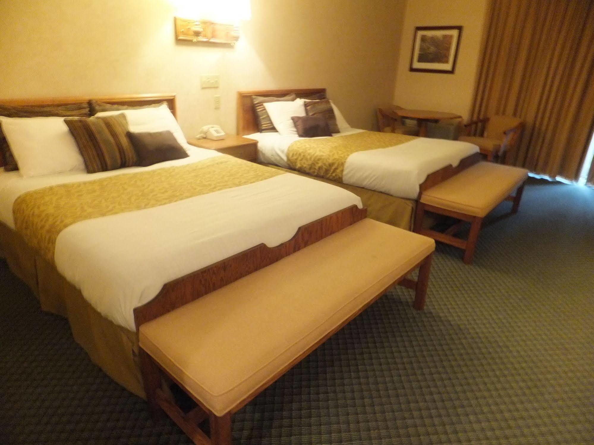Catskill Mountain Lodge Palenville Bagian luar foto